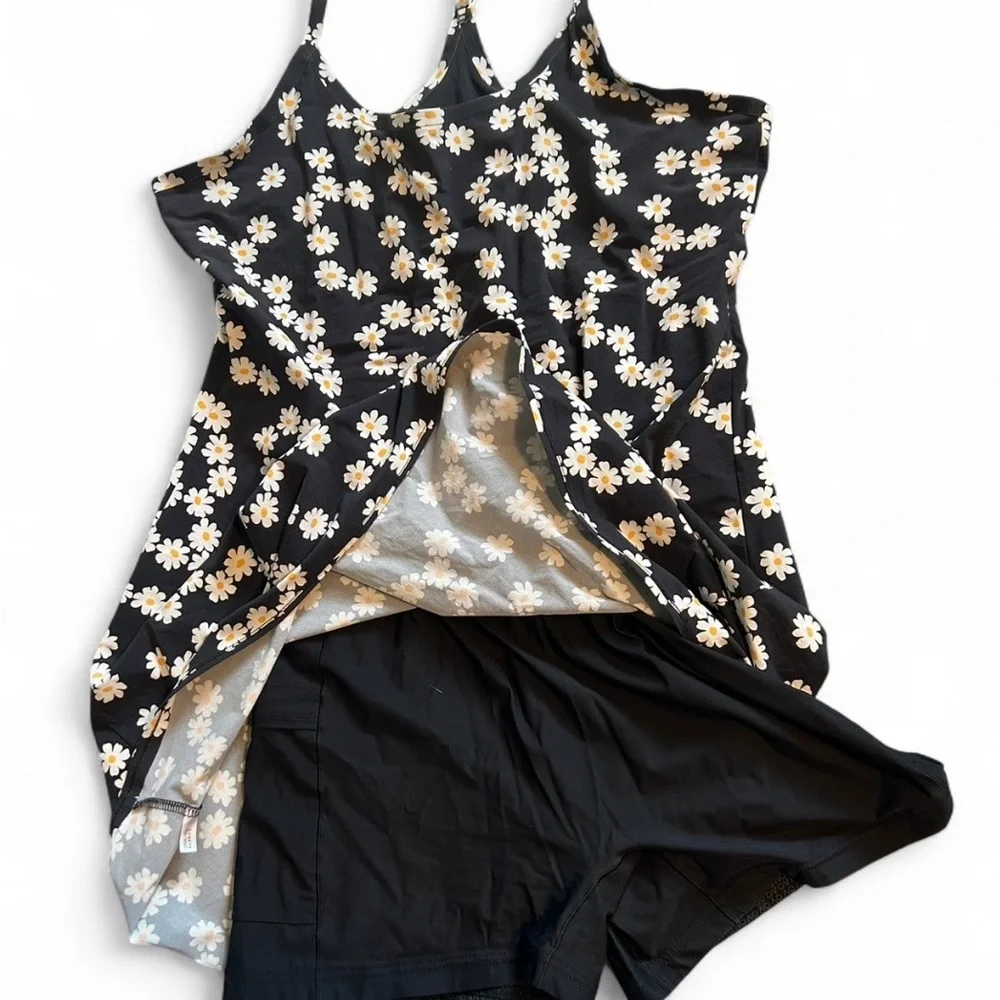 Outdoor Voices Black Daisy-Print Mini Dress - Picture 7 of 8
